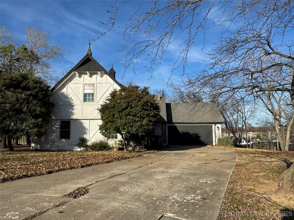 1805 N Hickory Place, Broken Arrow, OK 74012 - #1