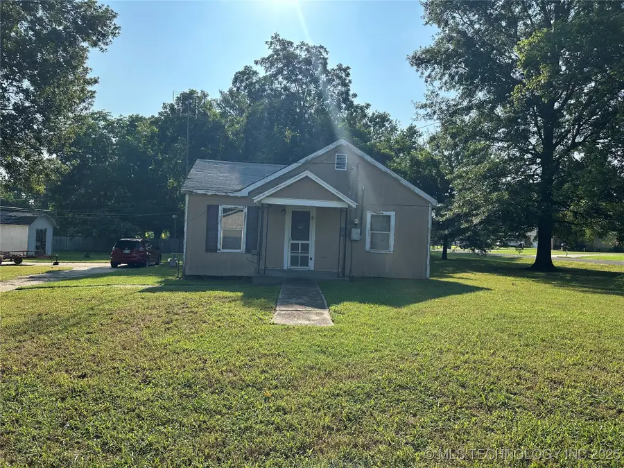 1209 S Powell Avenue, Wagoner, OK 74467 - Image #2