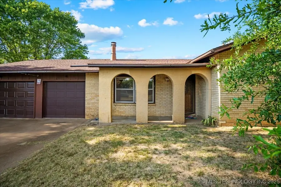 825 NW 8th, Checotah, OK 74426 - Image #2