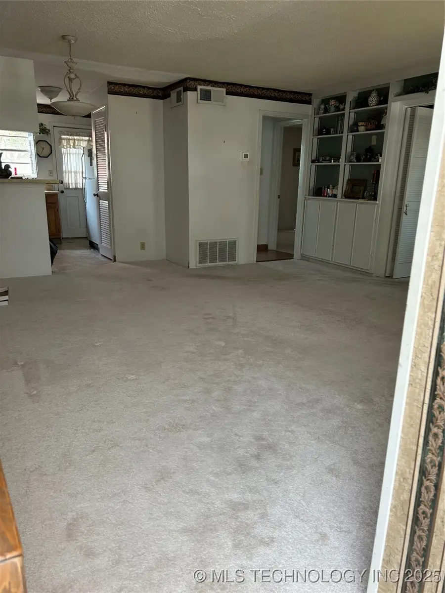 1340 S 38th Street #1340D, Tulsa, OK 74105 - Image #2