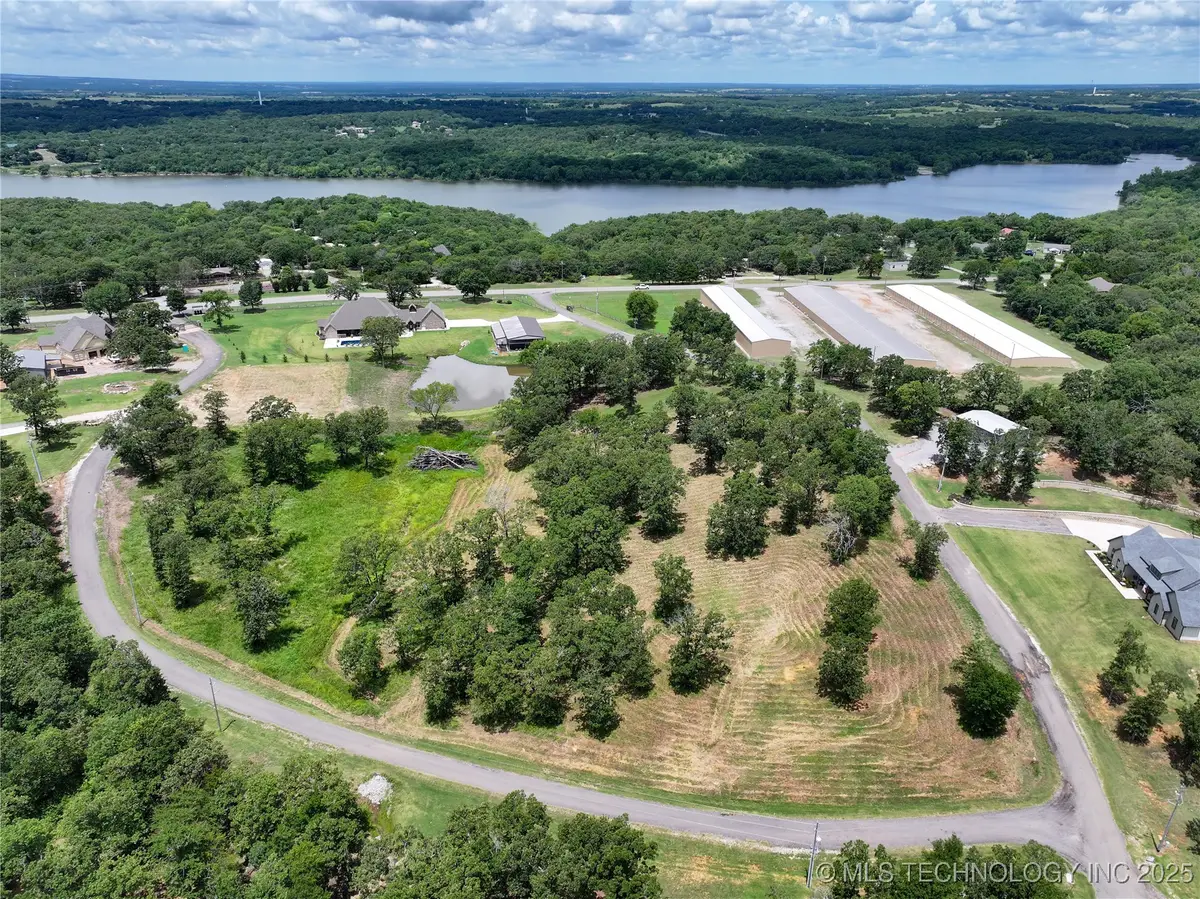 7 E Scissortail Road, Sulphur, OK 73086 - Image #1