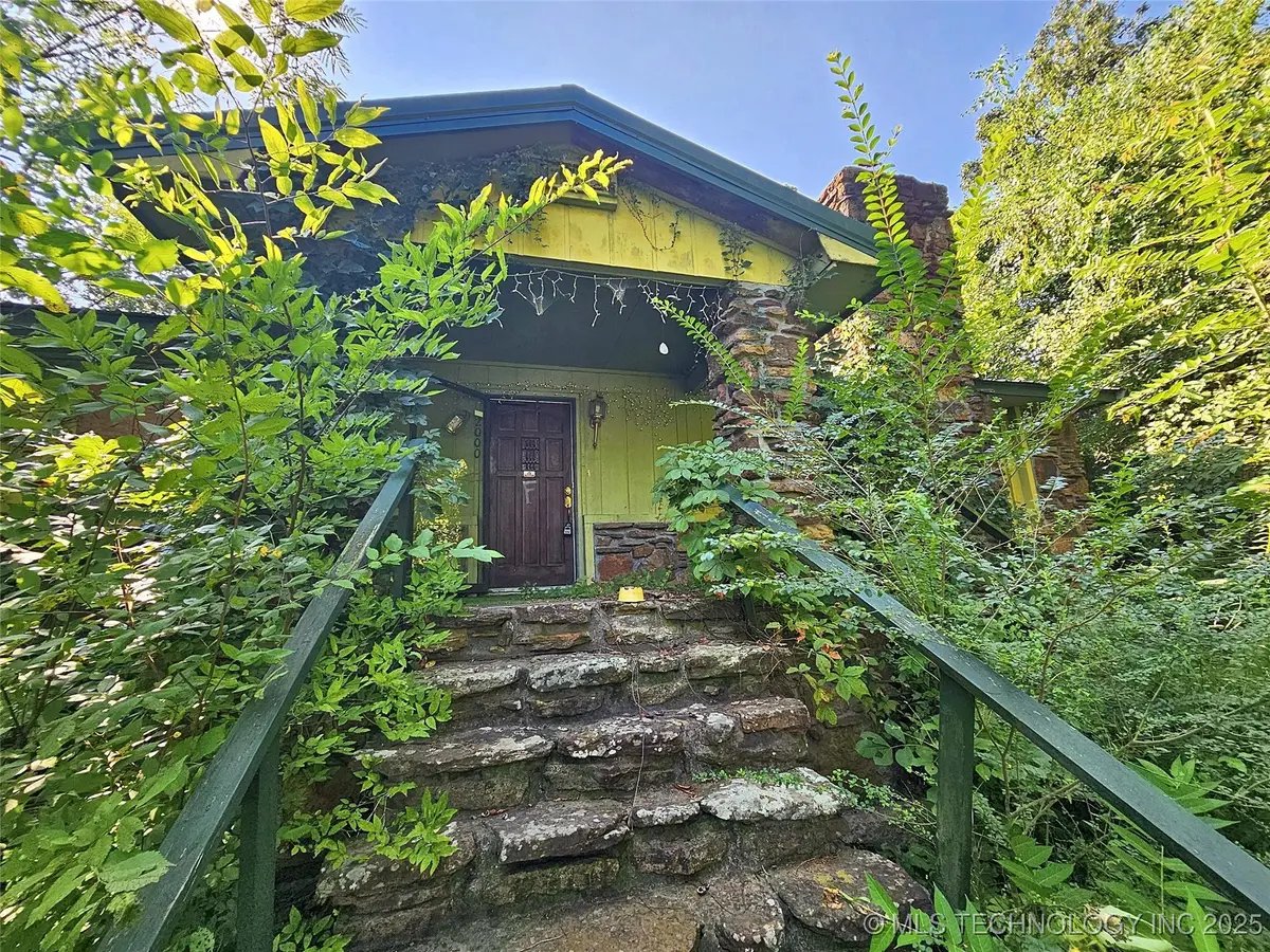 2000 Tarkington Street, Tahlequah, OK 74464 - Image #1