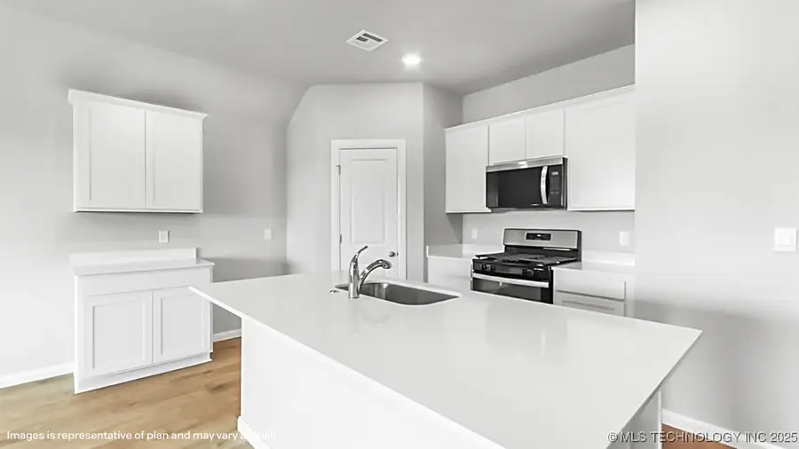 7506 N 154th East Avenue, Owasso, OK 74055 - Image #3