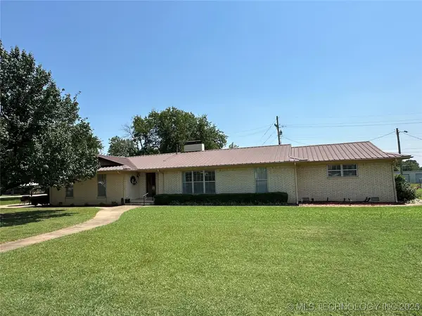308 E Main, Bokchito, OK 74726