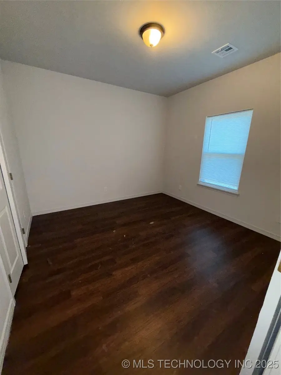 1342 N Waco Avenue, Tulsa, OK 74127 - Image #2