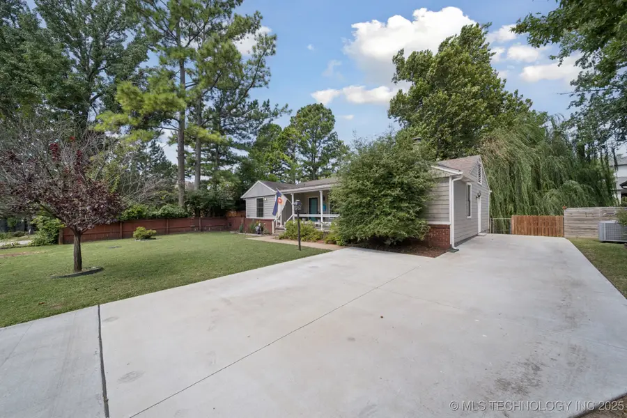 2760 S Gary Drive, Tulsa, OK 74114 - #2