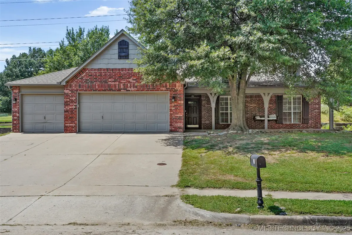 312 62nd Street, Broken Arrow, OK 74014 - Image #1