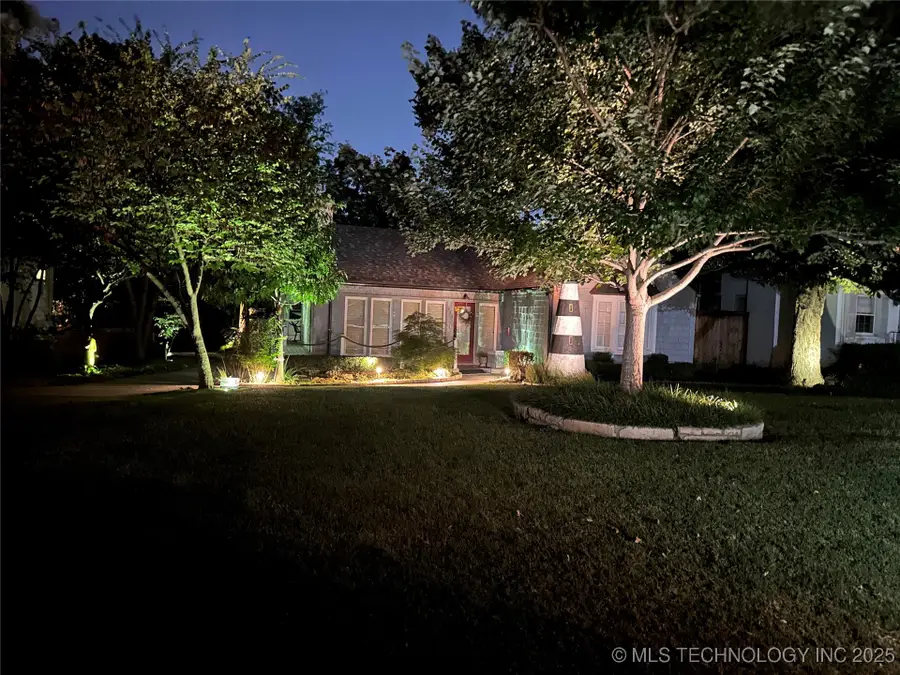 333 E 29th Place, Tulsa, OK 74114 - Image #2