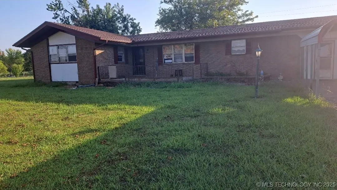 1069 N Coal Creek Road, McAlester, OK 74501 - Image #1