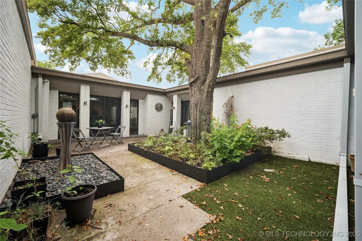 2411 E 72nd Place #2-A-3, Tulsa, OK 74136 - Image #1