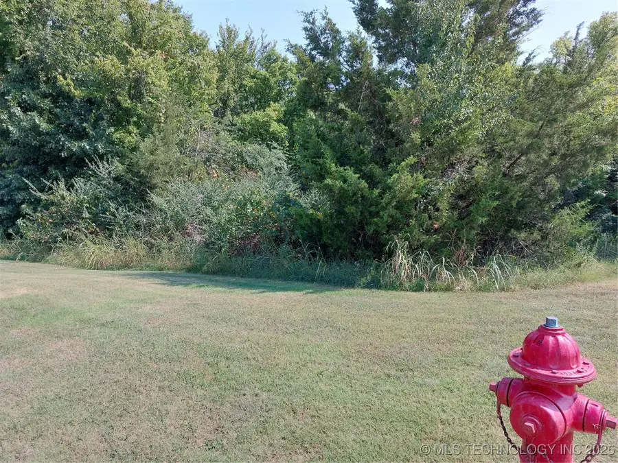 3902 W Kenosha Avenue, Broken Arrow, OK 74012 - #2