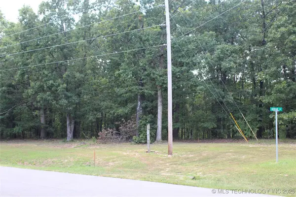 164 Crossroads Drive, Kansas, OK 74347