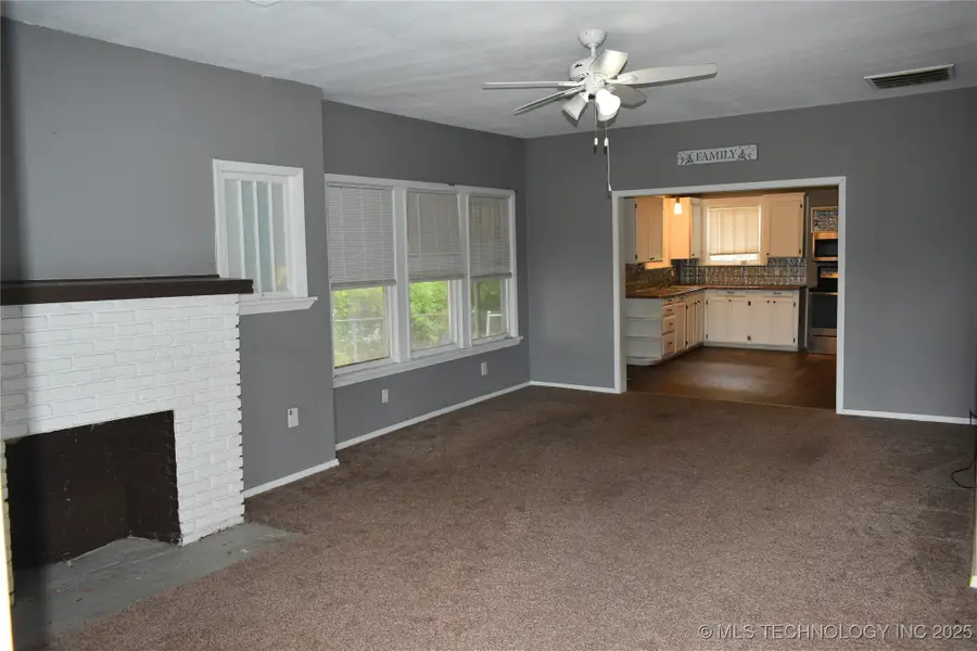 711 E Kirk, Hugo, OK 74743 - Image #2