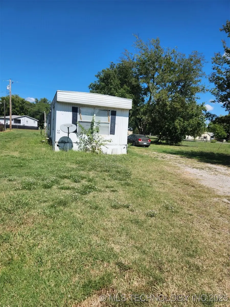 113 E Pine Street, Haskell, OK 74436 - Image #2