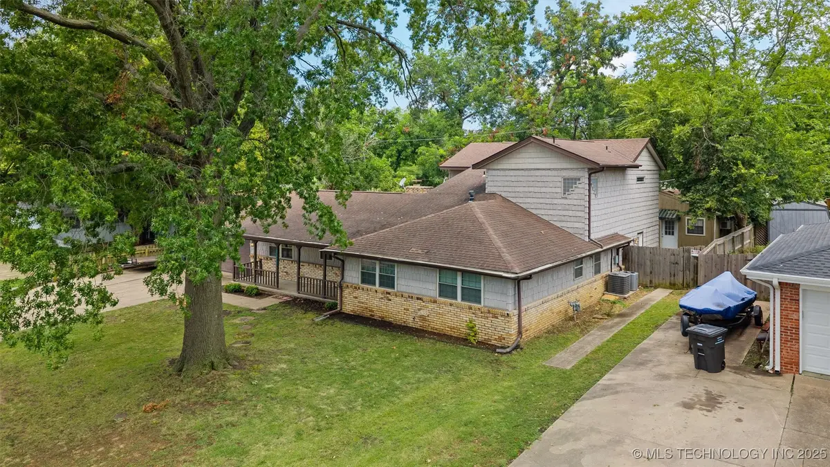 3608 Velma Drive, Bartlesville, OK 74006 - Image #1