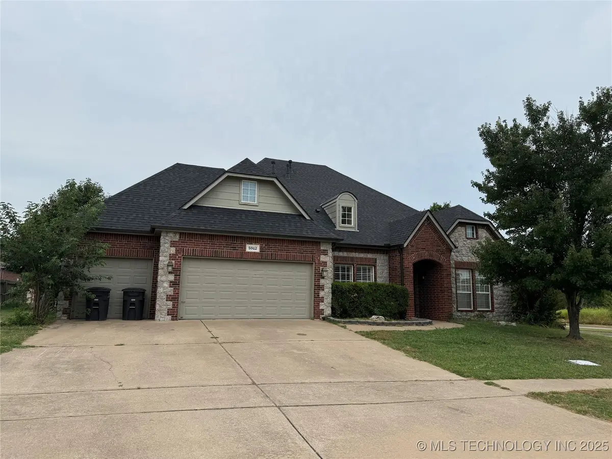 5912 Woodland Road, Bartlesville, OK 74006 - Image #1