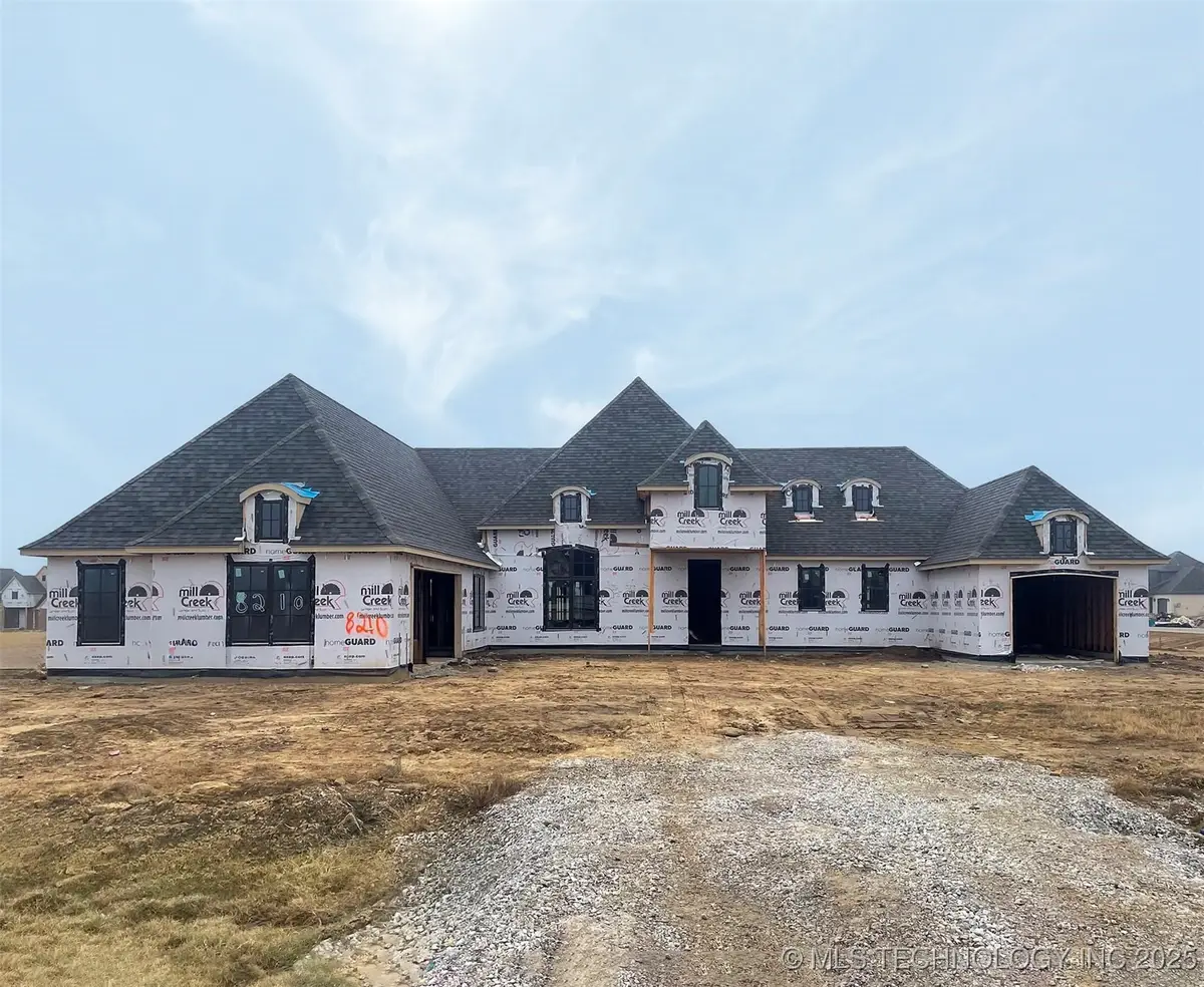 8210 E 111th Street, Owasso, OK 74055 - Image #1