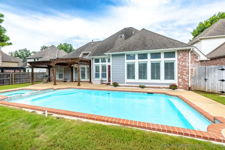 5729 E 102nd Street, Tulsa, OK 74137 - Image #2