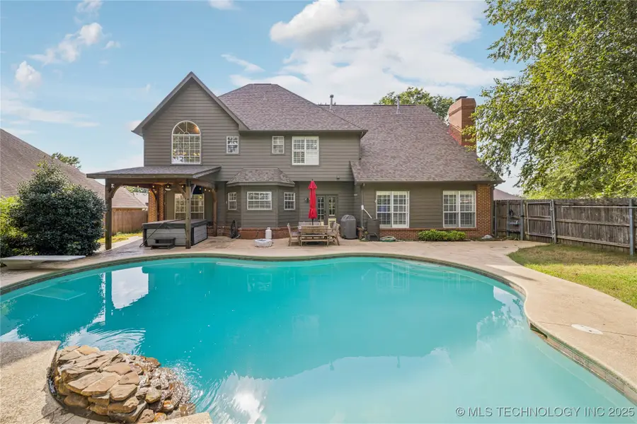 9225 N 133rd Avenue, Owasso, OK 74055 - Image #2