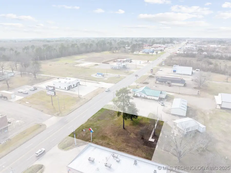 2017 E Washington Street, Idabel, OK 74745 - Image #3