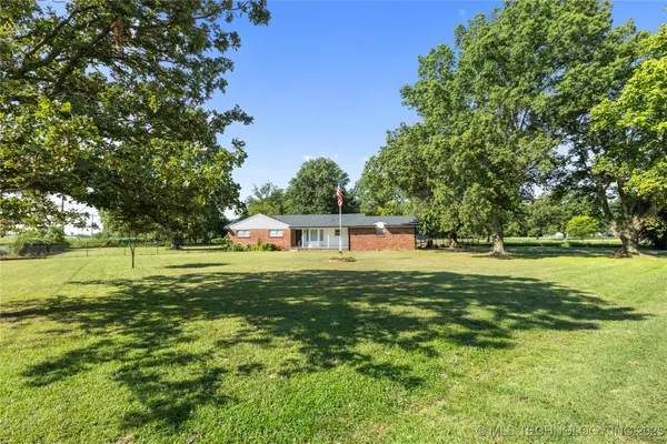 5950 E Everetts Point, Oologah, OK 74053