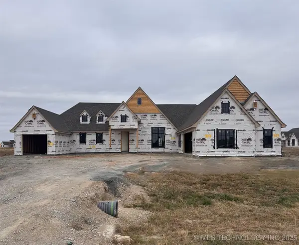 313 E 165th Place S, Glenpool, OK 74033