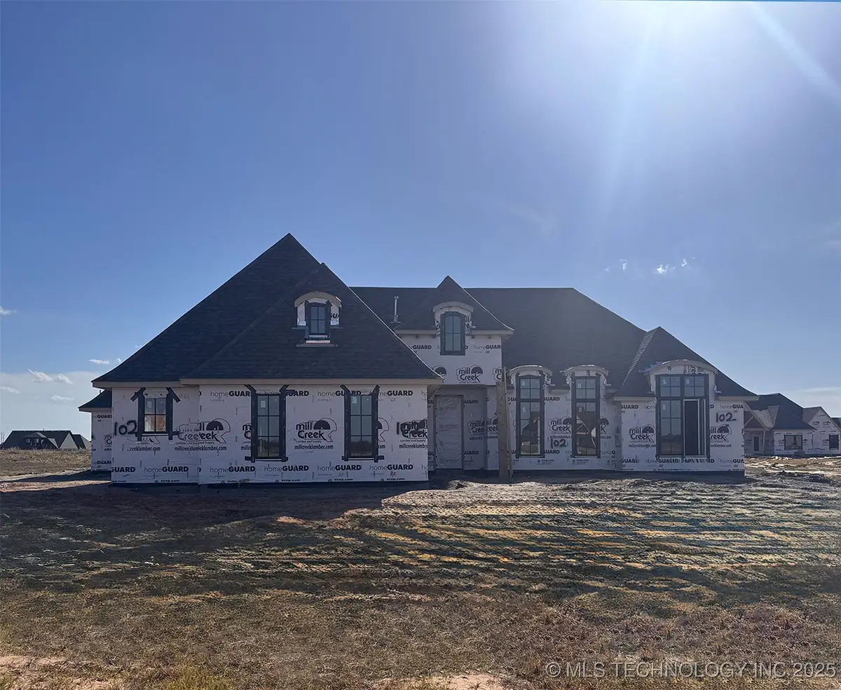 102 E 165th Street S, Glenpool, OK 74033 - Image #1