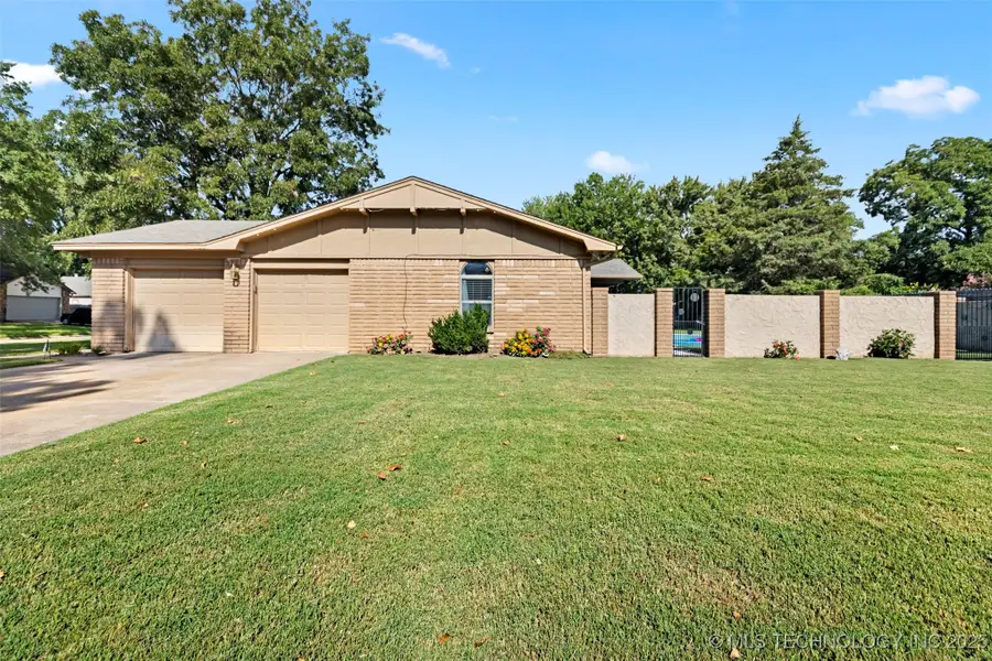 1400 W Quinton Street, Broken Arrow, OK 74011 - Image #2