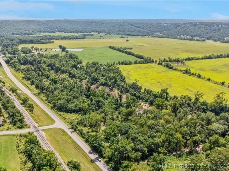 2251 S Keeler, Bartlesville, OK 74003 - Image #2