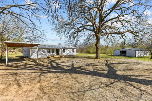 221 Pine, Stratford, OK 74872