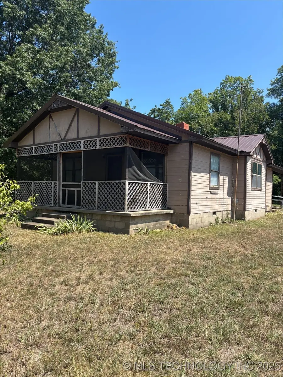 112 E 1st Street, Chelsea, OK 74016 - Image #2