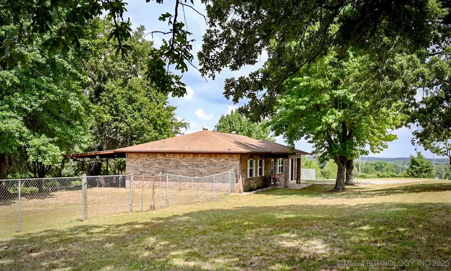 1146 N 4270 Road, Hugo, OK 74743 - Image #3