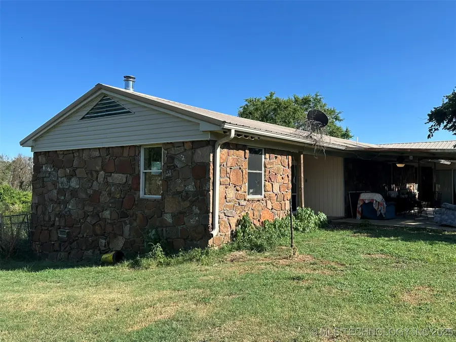595 NW 1025th, Wilburton, OK 74578 - Image #3