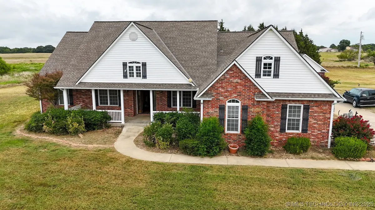 7214 E 132nd Road, Holdenville, OK 74848 - Image #1