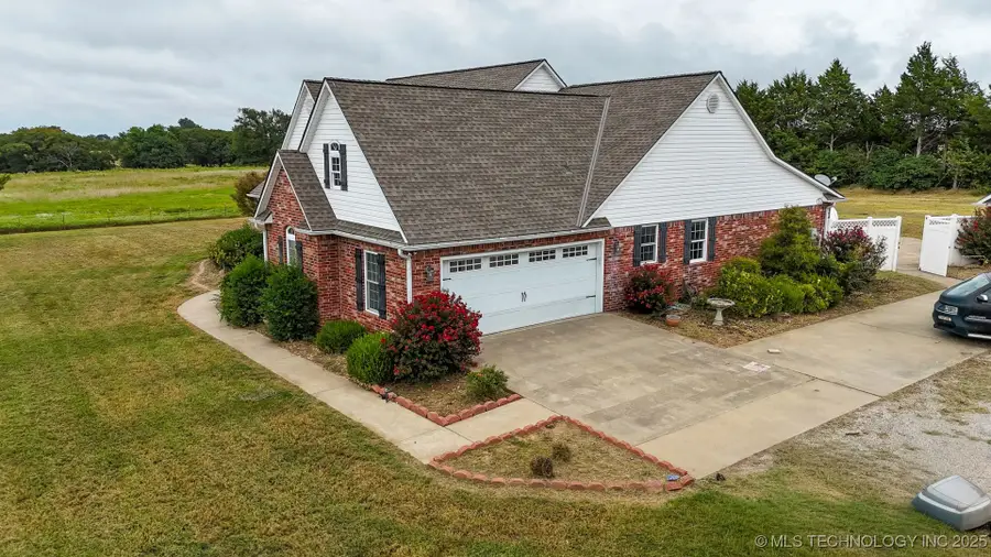 7214 E 132nd Road, Holdenville, OK 74848 - Image #2