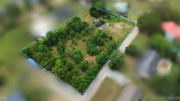 000 Bluebird Lane, Colbert, OK 74733