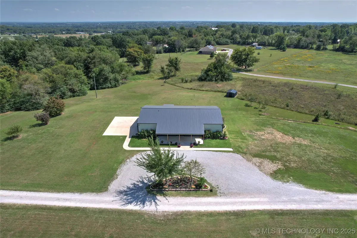 13789 S 309th East Avenue, Coweta, OK 74429 - Image #1