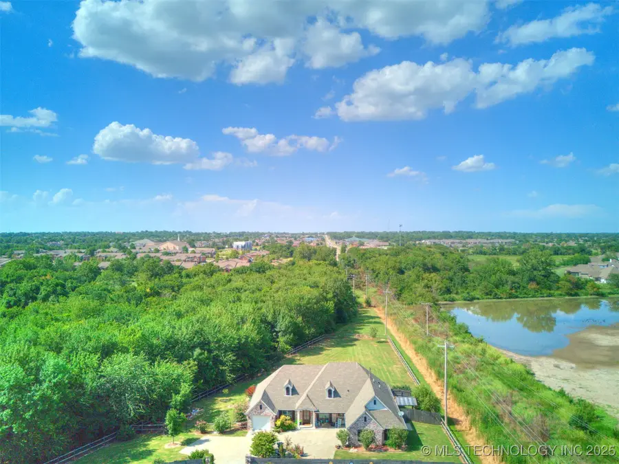 8018 N 144th Avenue E, Owasso, OK 74055 - Image #3