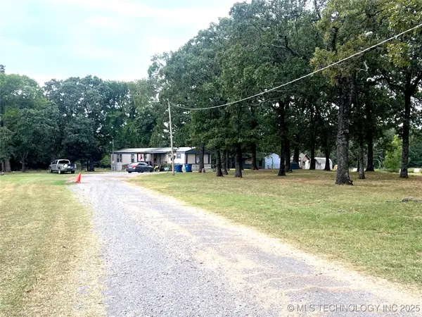 19118 S Us Hwy 69, Kiowa, OK 74553