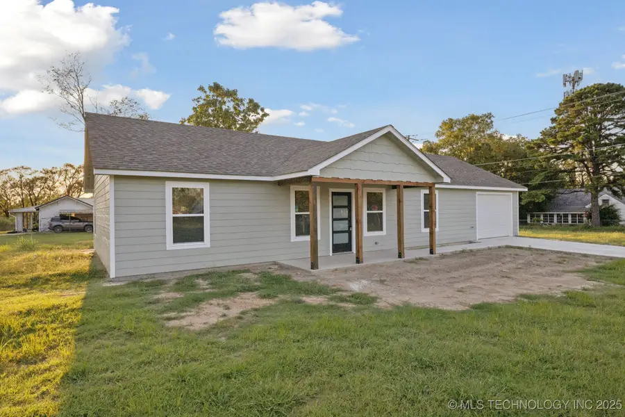 706 S Chickasaw Avenue, Okmulgee, OK 74447 - Image #2