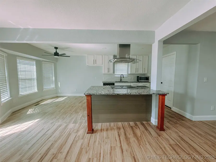 2509 W Broadway Street, Broken Arrow, OK 74012 - Image #2