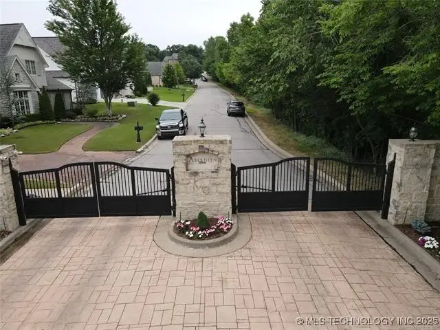 1420 E 122nd Court, Jenks, OK 74037 - Image #1