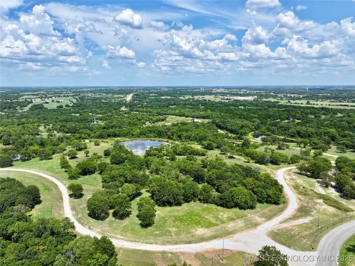 001 E Buffalo Springs Court, Sulphur, OK 73086 - Image #1