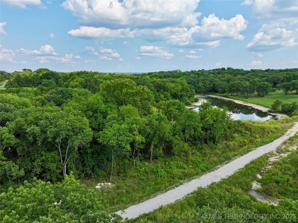 034 E Buffalo Springs Court, Sulphur, OK 73086 - Image #1