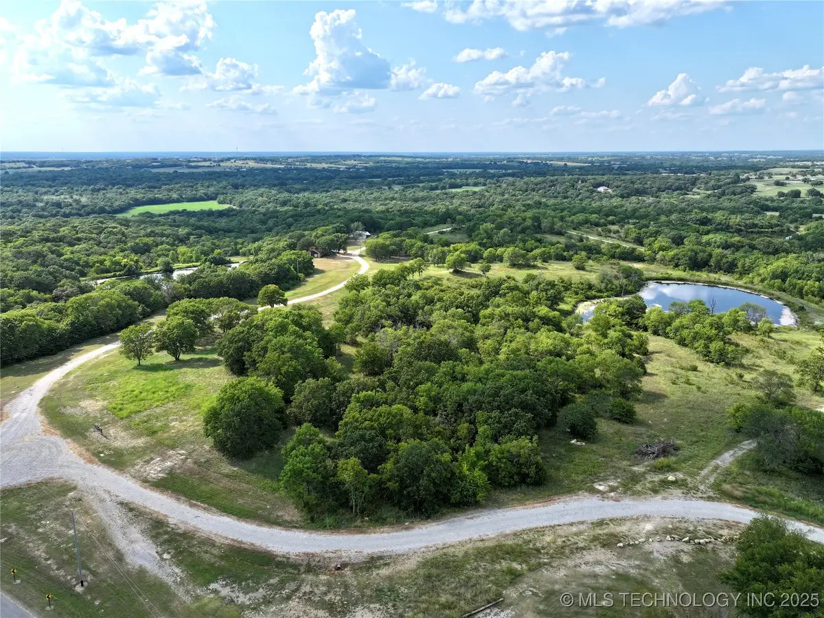 042 E Buffalo Springs Court, Sulphur, OK 73086 - Image #1