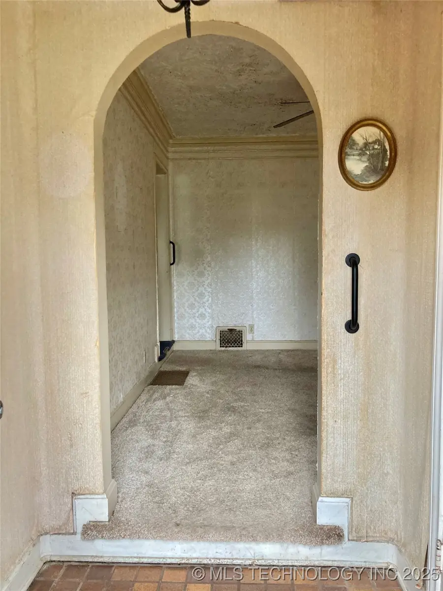 2424 N Boston Avenue, Tulsa, OK 74106 - Image #2