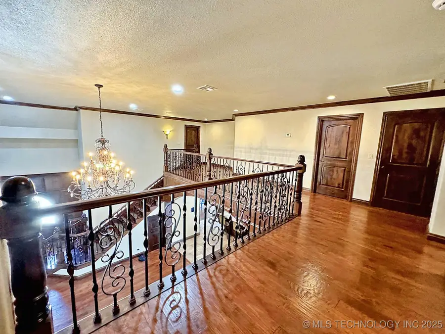 21149 S Highway View Drive, Tahlequah, OK 74464 - Image #3