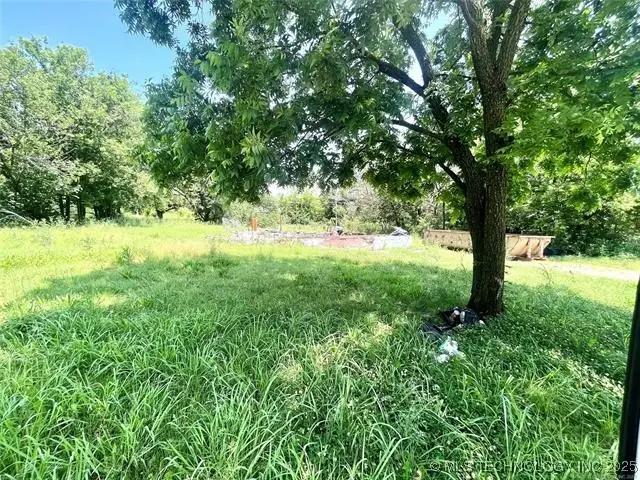 112 W Merrick Street, Henryetta, OK 74437 - Image #1