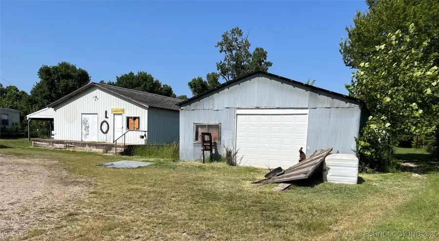 8588 N Cincinnati Avenue, Sperry, OK 74073 - Image #2