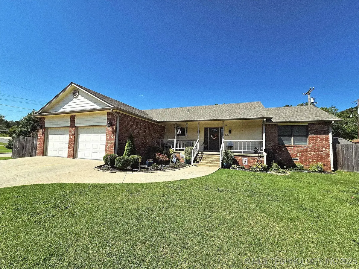 1104 Chase Avenue, Tahlequah, OK 74464 - Image #1